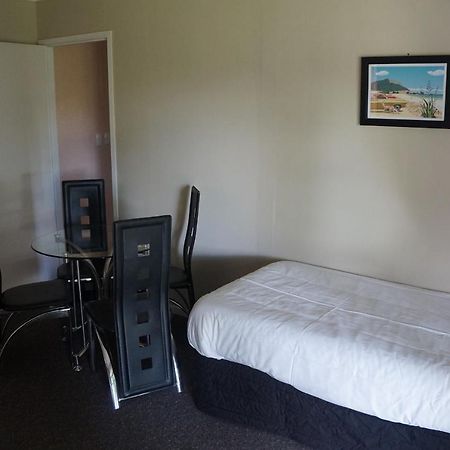 Motuoapa Bay Chalets Turangi Eksteriør billede