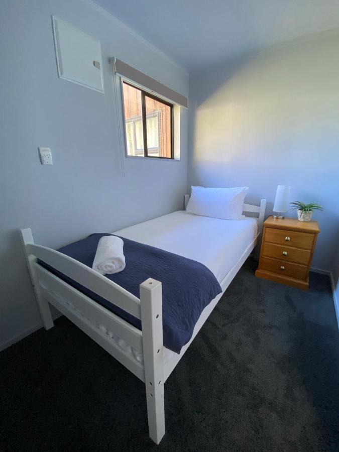 Motuoapa Bay Chalets Turangi Eksteriør billede