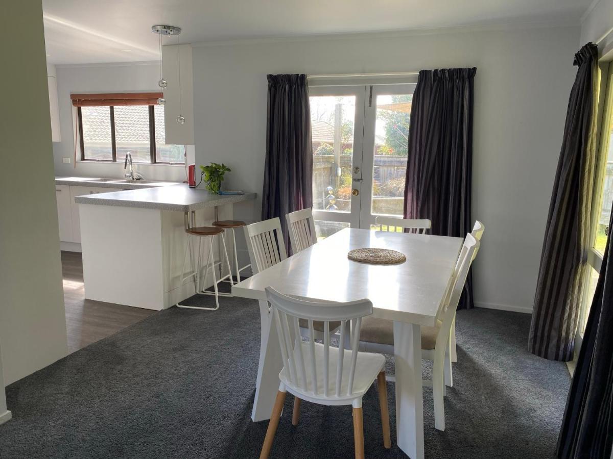 Motuoapa Bay Chalets Turangi Eksteriør billede