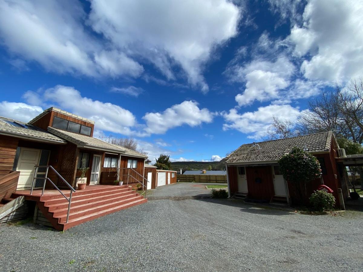 Motuoapa Bay Chalets Turangi Eksteriør billede