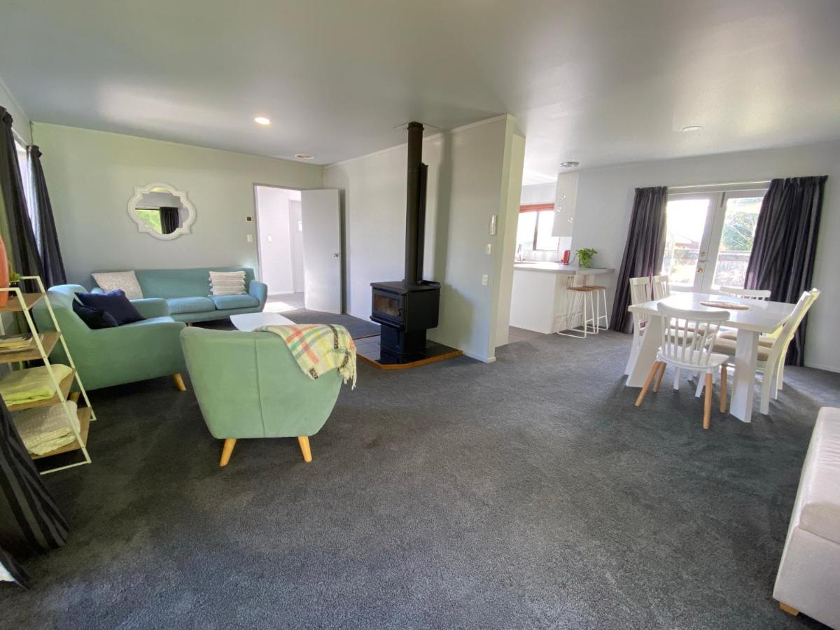 Motuoapa Bay Chalets Turangi Eksteriør billede